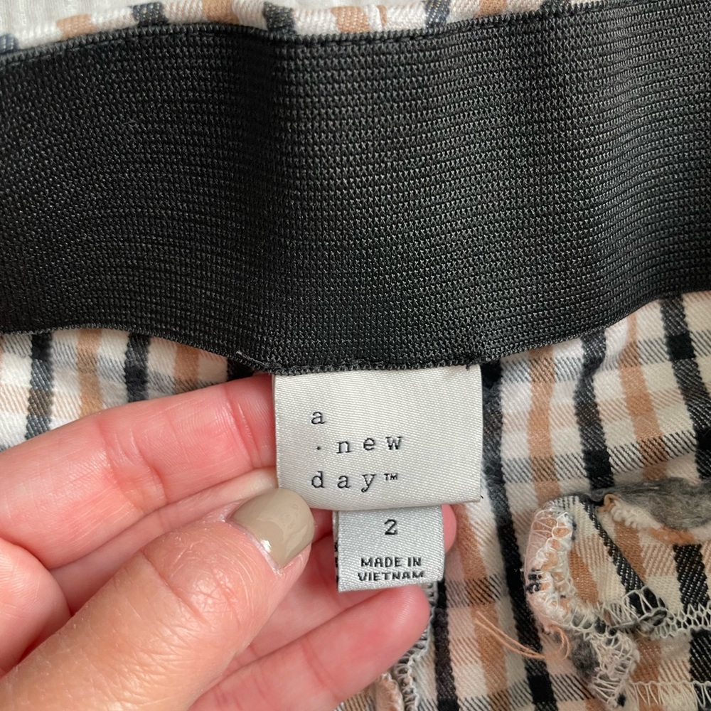 Plaid Dress Pants - Picture 4 of 6
